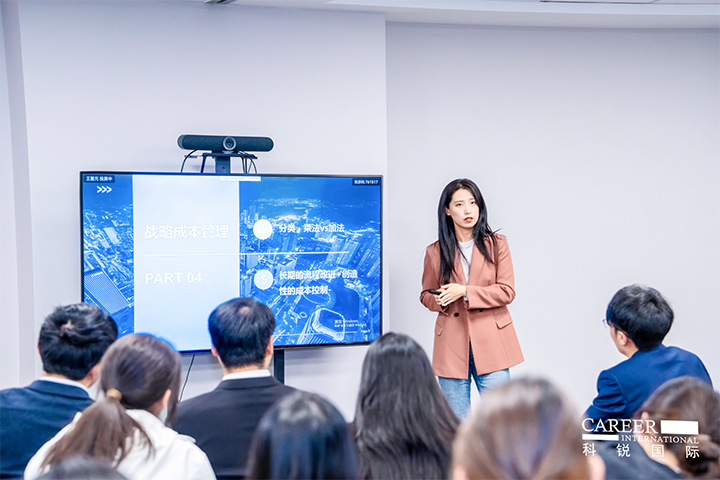 知名人力资源服务商J9国际站 J9 国际财务负责人向拜访嘉宾分享企业财务管理经验